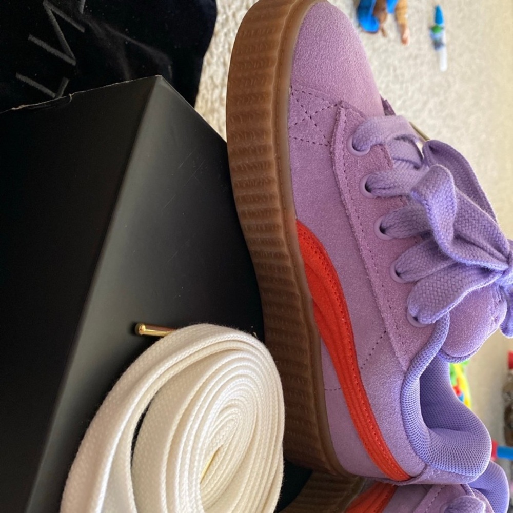 Puma Fenty kids shoes - Picture 2 of 4